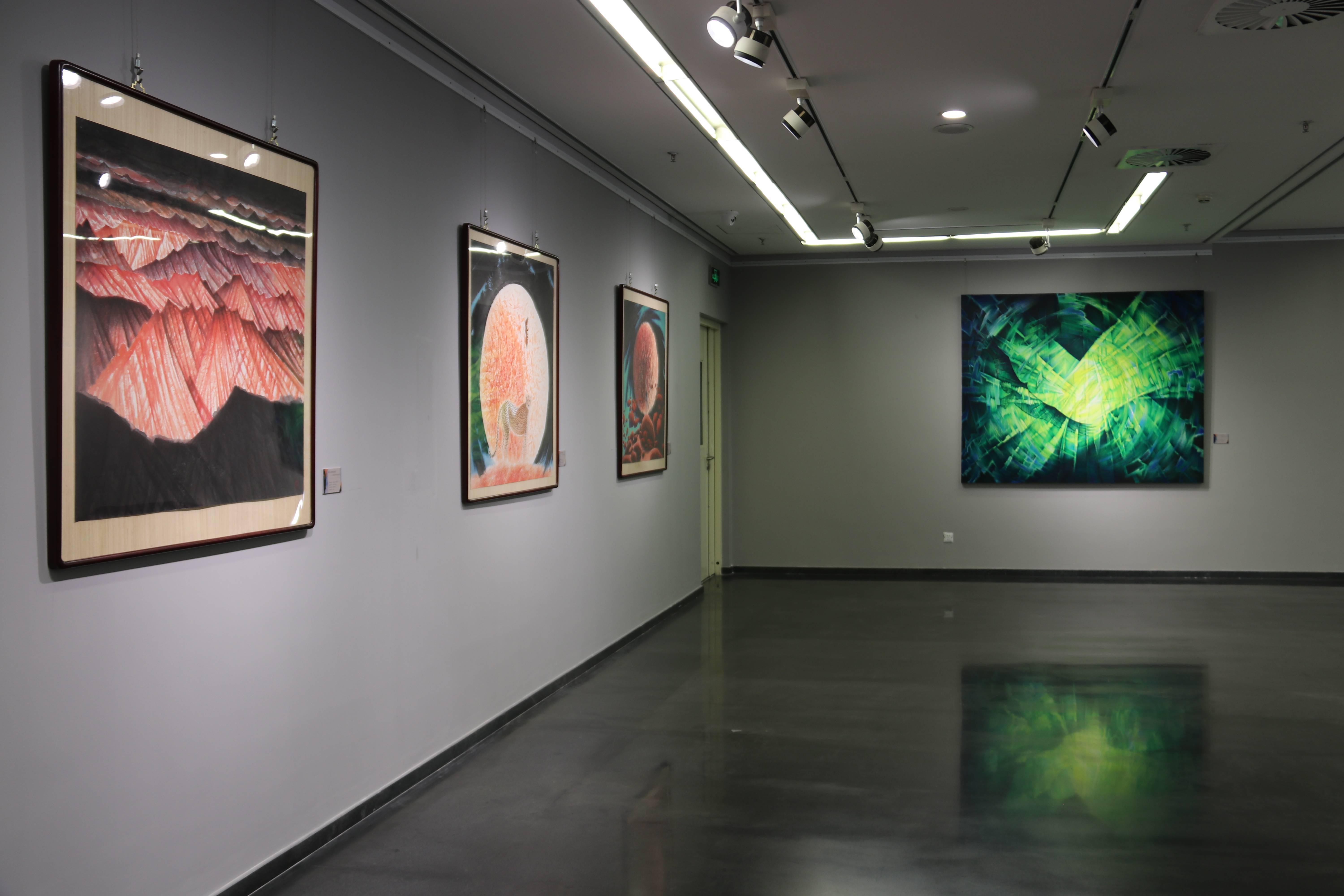 "回不去的故乡——刘世彪艺术作品展" 在人美美术馆完美呈现