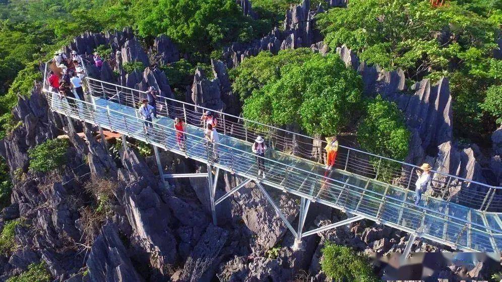 9月24日贺州黄姚古镇钟山十里画廓富川神剑石林0购物0自费汽车三天游