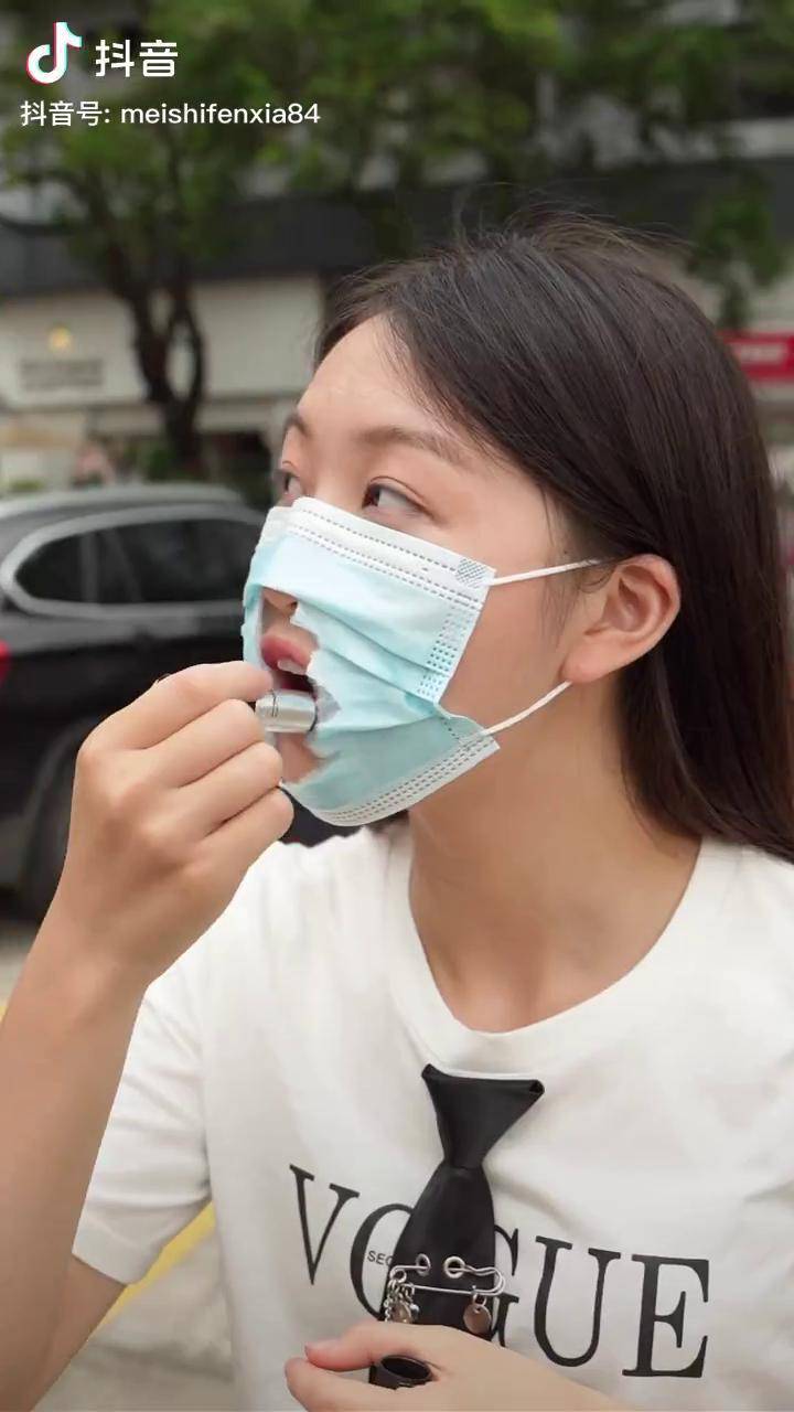 爱美的女生是这样戴口罩的出门必备