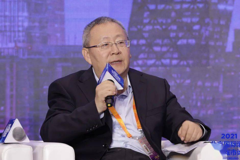 首席知识官(cko)常乐▲花家怡园餐饮有限公司董事长 花雷▲和睦家北京