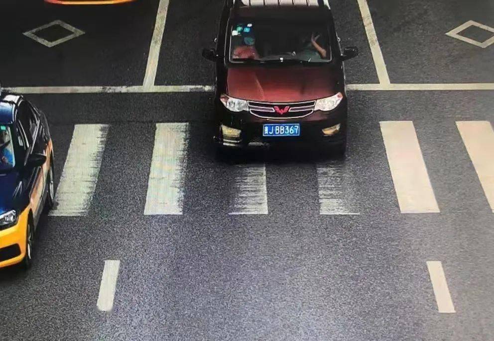 车牌号:贵jbb367