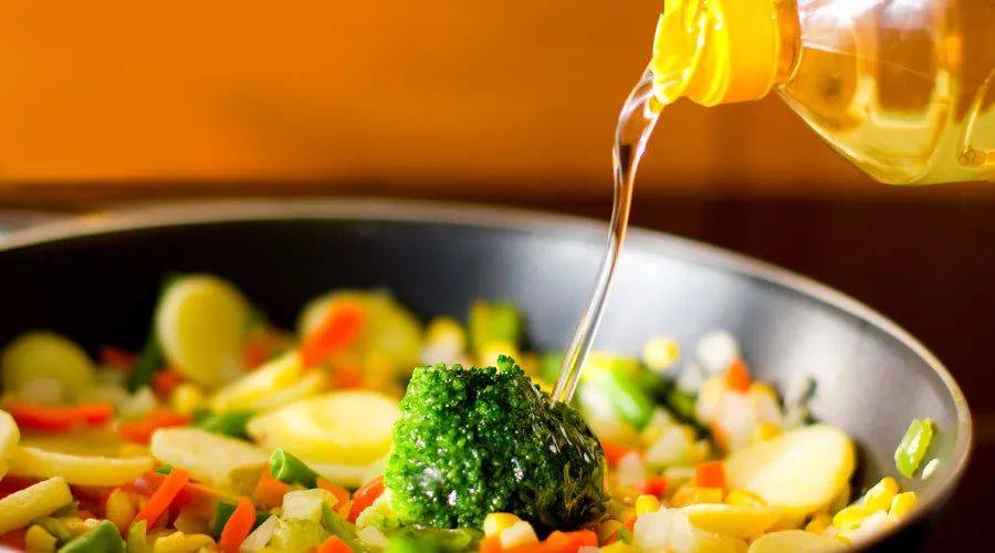 来源|富含“致癌毒素”的油，千万不能让爸妈再吃了