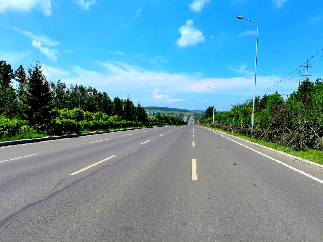 交通动态公路站优化公路沿线环境扮靓城市出入口风景线