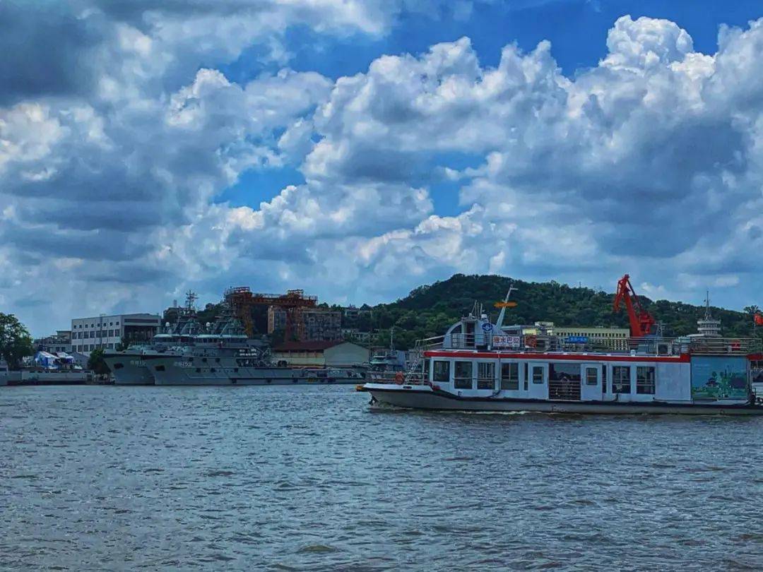 来鱼珠码头坐轮渡两元享受出海愉悦丨身边好去处推荐