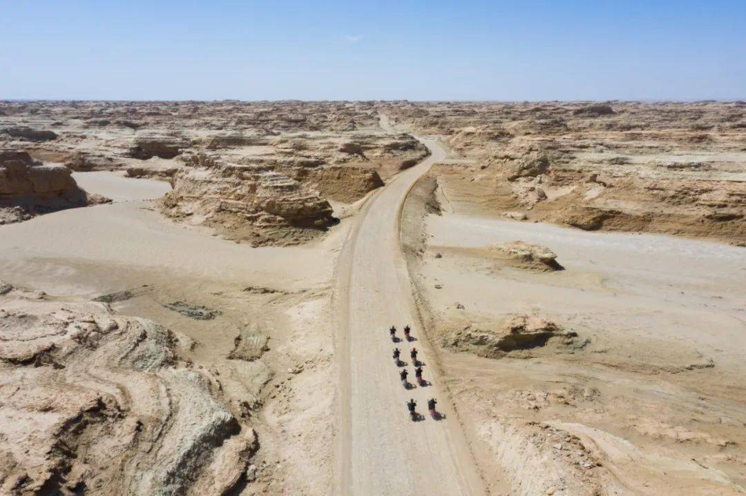 为什么叫火星1号公路 13d86678bce0486ba0e1ce0fc1843558.jpeg