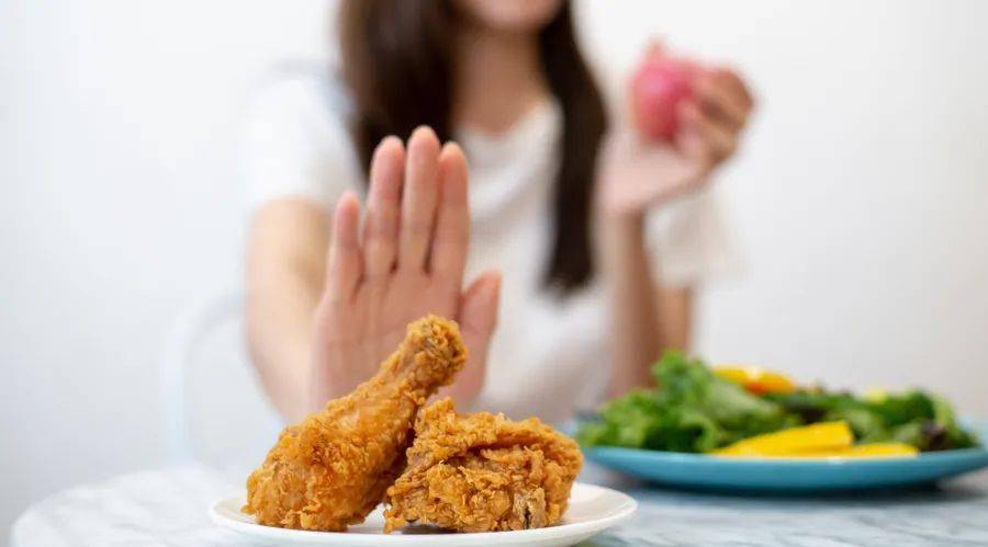 体重|不吃早餐？节食断糖？三个减肥误区不仅无效还伤身