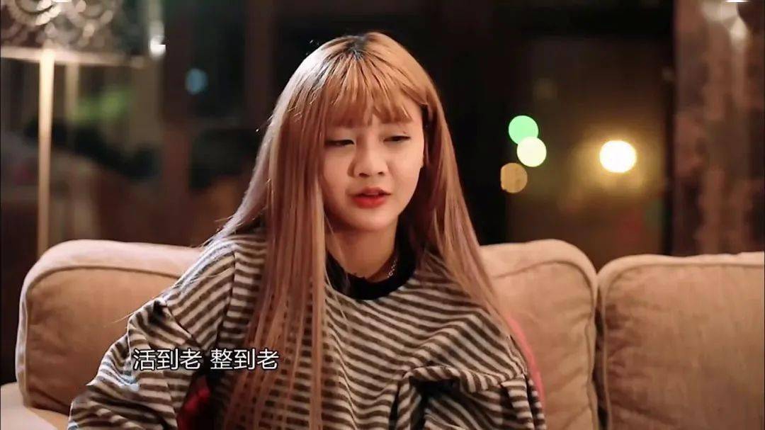 啥叫女王 12590cf8a9074b63aa1935b1d75912cf.jpeg