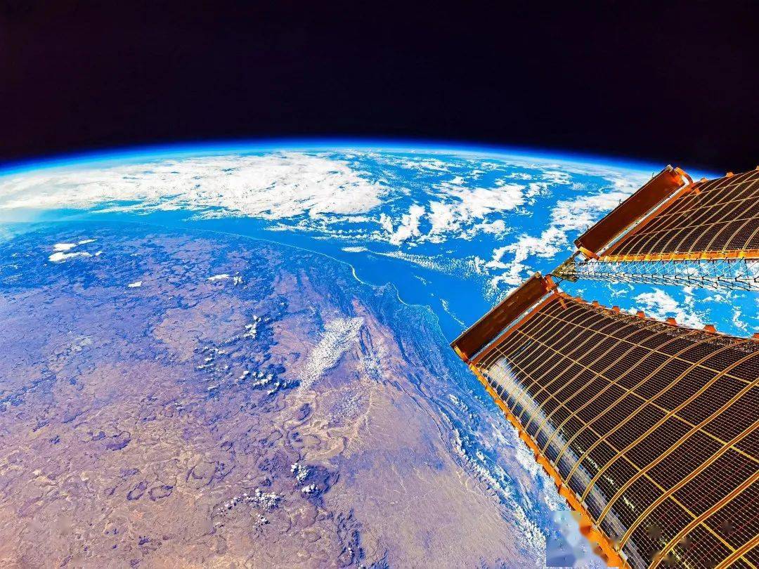 王若辰|宇宙大片第二波来了！从太空看海洋，原来是这样！
