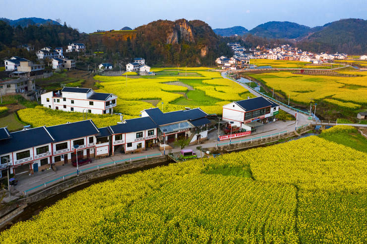 观山湖区百花湖镇下麦城村:村规民约育文明乡风