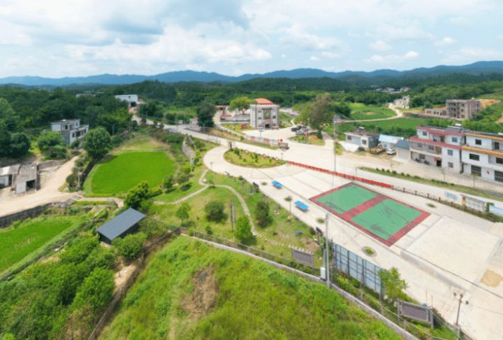 在凤安镇上坑村这些接地气又便于实施的村规民约管用