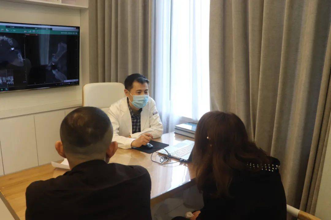 福利|种植牙大咖面对面+超强福利，机不可失，11—12日能省一大笔钱！！！