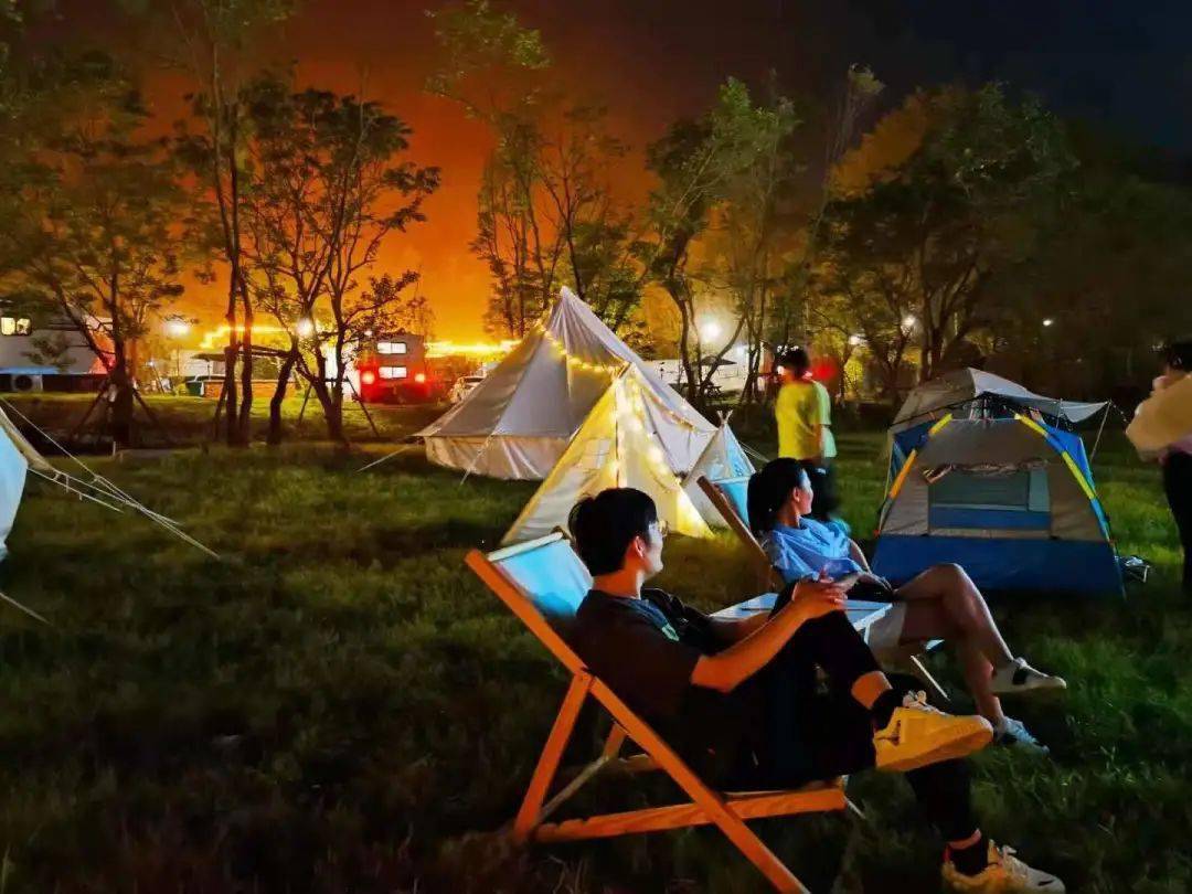 露营生活节草地乌托邦百变玩乐友好社交场美食盛宴好吃好玩好看