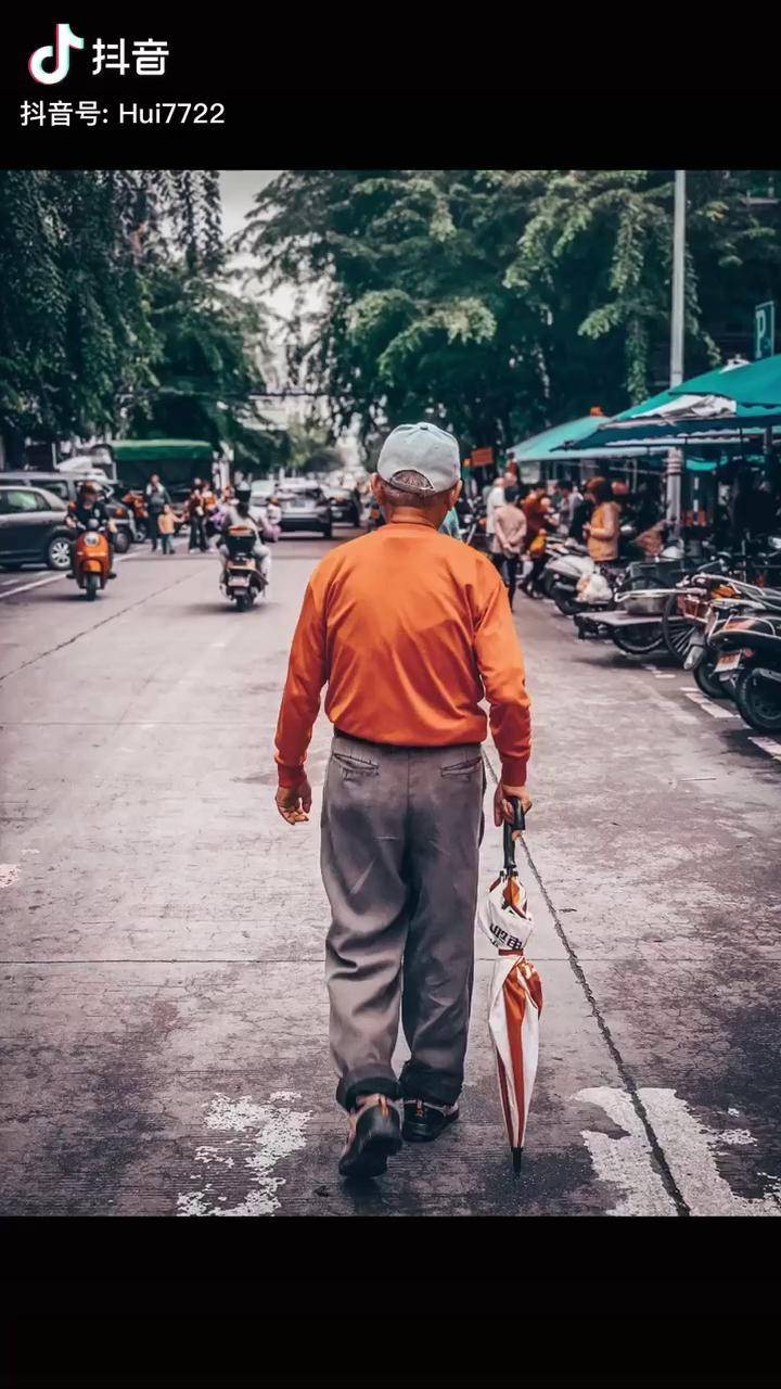 你羡慕我一身潇洒无牵无挂我却羡慕你有家有她有人等你回家回家观察