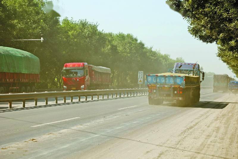 加強道路揚塵整治 提升全縣環境質量_平遙縣