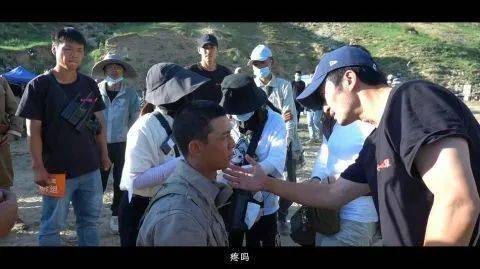 脸部|吴磊拍马战戏时脸部意外被炸伤 坚持拍完才赴医院包扎