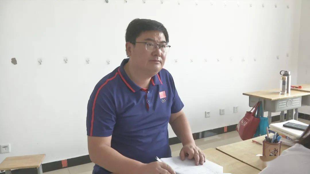 榜样董波好的教育是一起变强大一个不落下