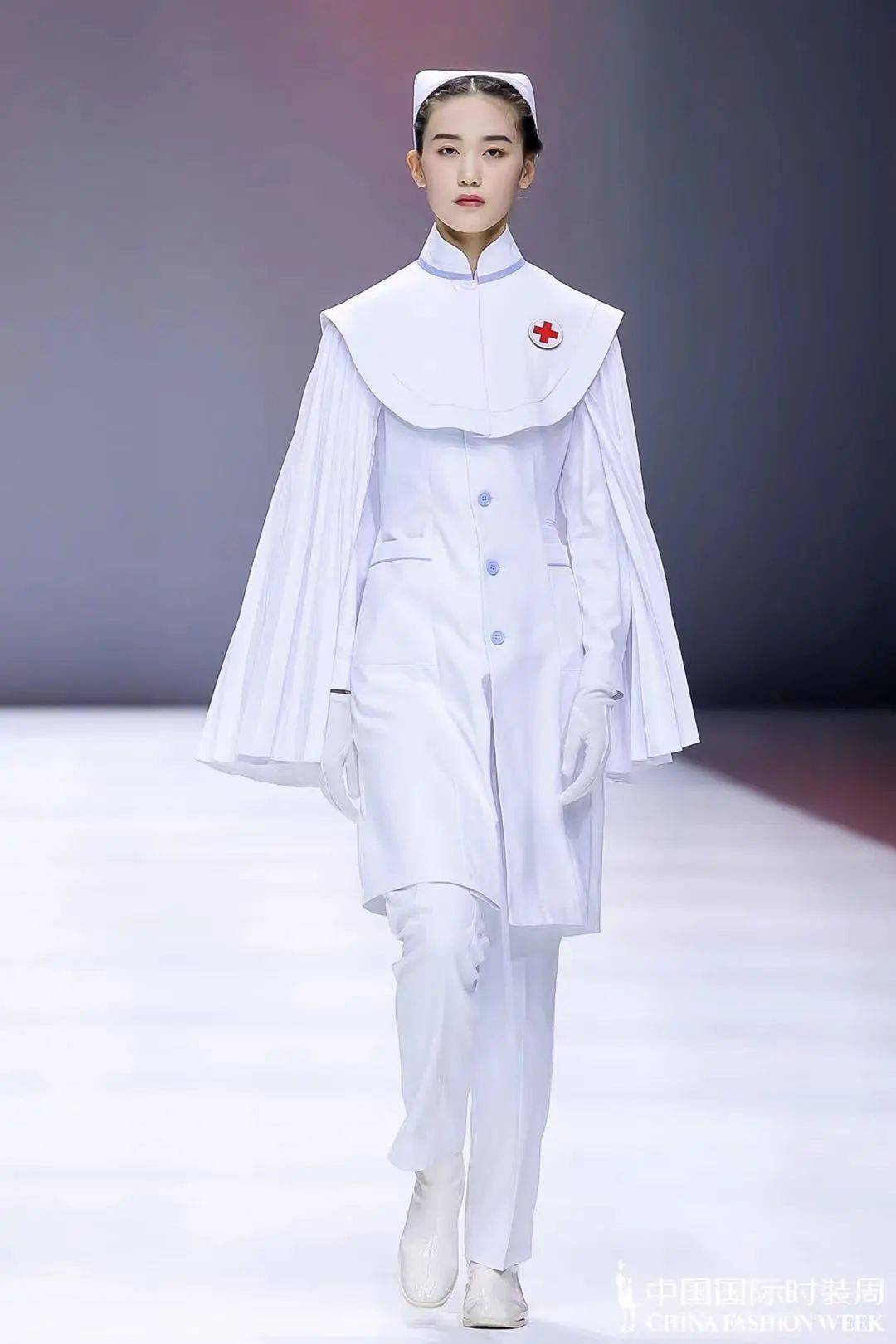 "最美逆行者"——北京服装学院·迪尚集团医护服装联合发布展演