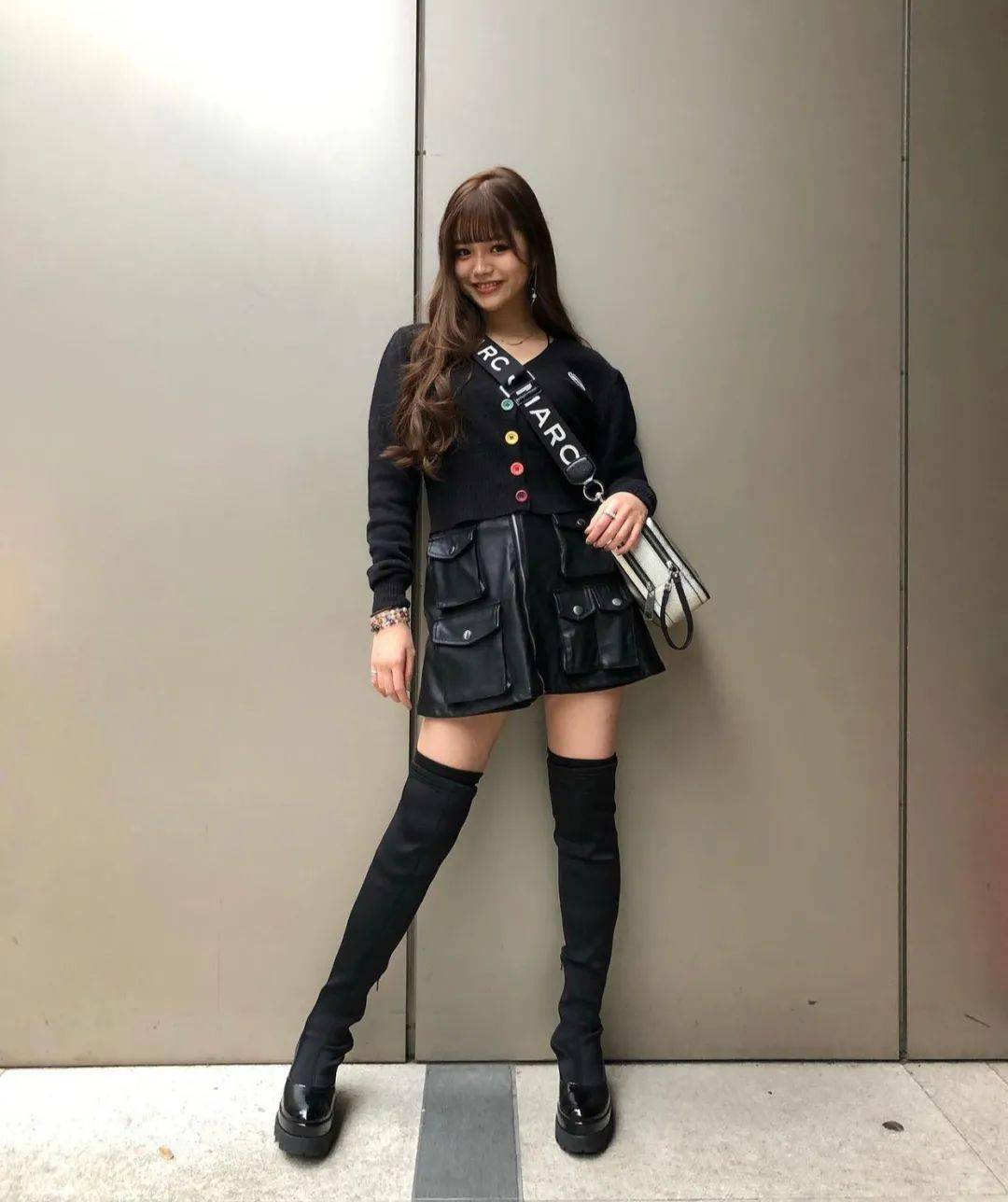 这些女神不一般逐渐赛博朋克化的义肢模特