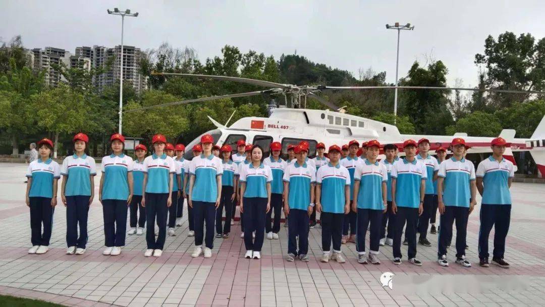 什么是集团校直升 f47c442cd57a4af6b0d1cc6da98da7b7.jpeg