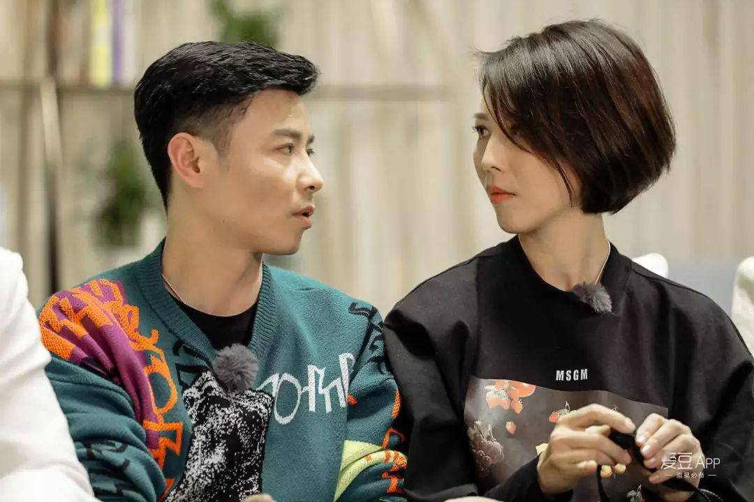 冷漠|一路走好!李亚鹏:骨灰已经撒进大海,王菲依然很冷漠,网友:真过分