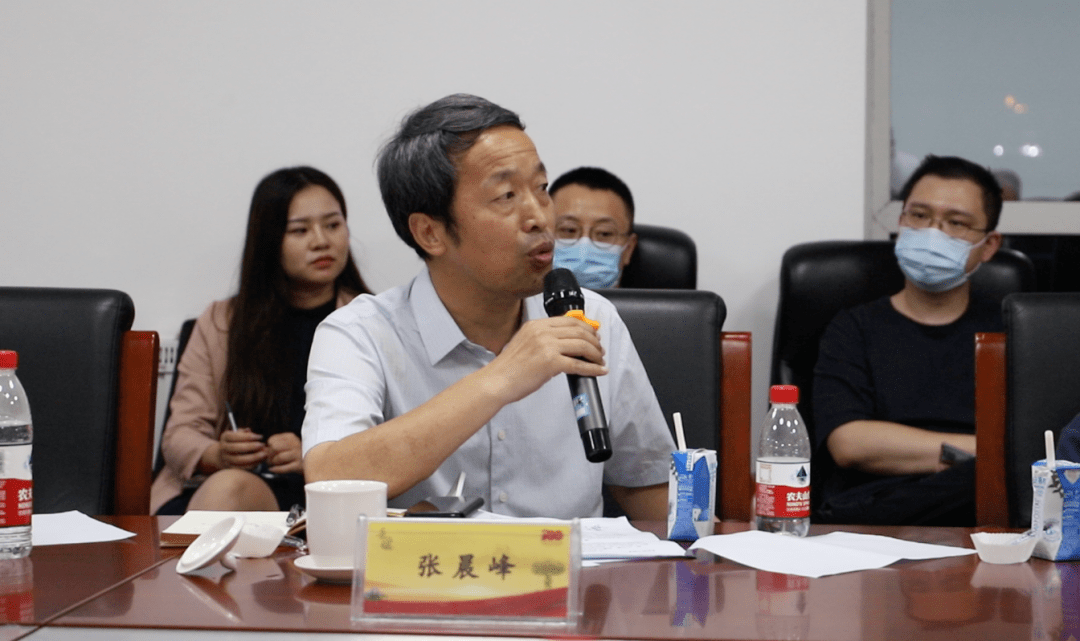 张晨峰"两弹一星"历史研究会秘书长"这场舞剧带入感很强,第一次这么