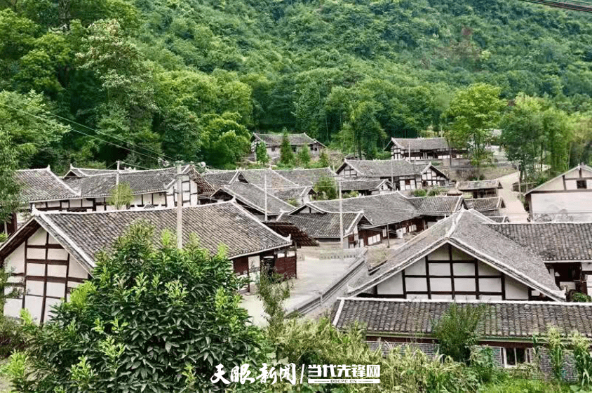 四新四化蹲点采访昔日偏远小镇如今即将左右逢源汇川区松林镇打造新四