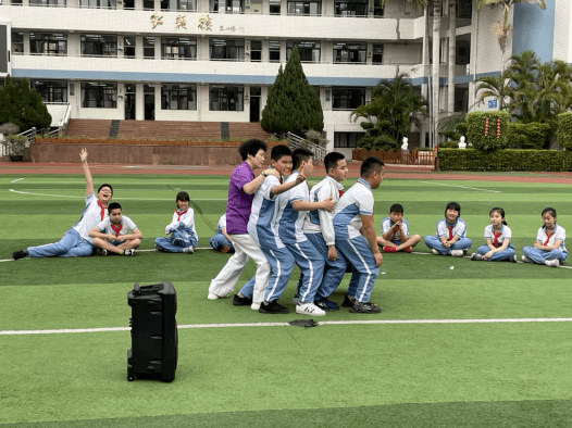 名校长培养人选丨曾旭晴阳光教育让每一朵花都精彩绽放