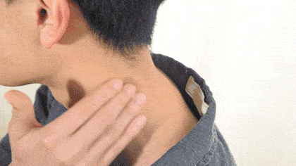 而且一到变天,关节病又犯了.