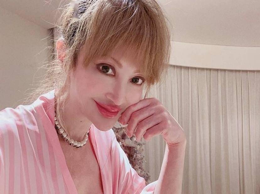 突发!香港名媛薛芷伦遭遇车祸,躺在担架上双眼无神脖子不能动弹