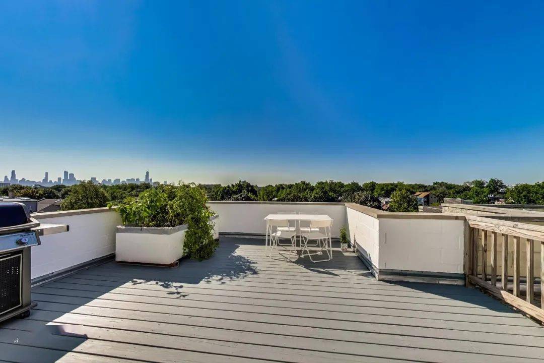 22尺高顶,顶层大露台,全景3d看房,芝加哥最in生活体验下!