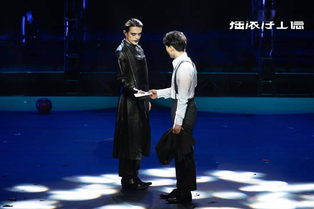 【演出推荐】音乐剧《摇滚浮士德》——无愧"摇滚"之名,全程高燃!