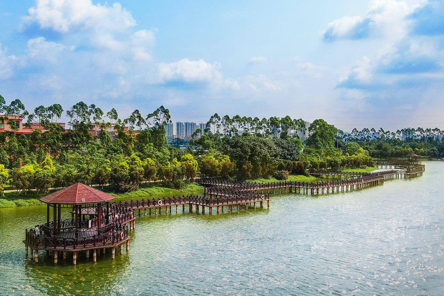 莞家对话篇专访东坑镇党委书记谭全河从四方面入手久久为功逐步形成