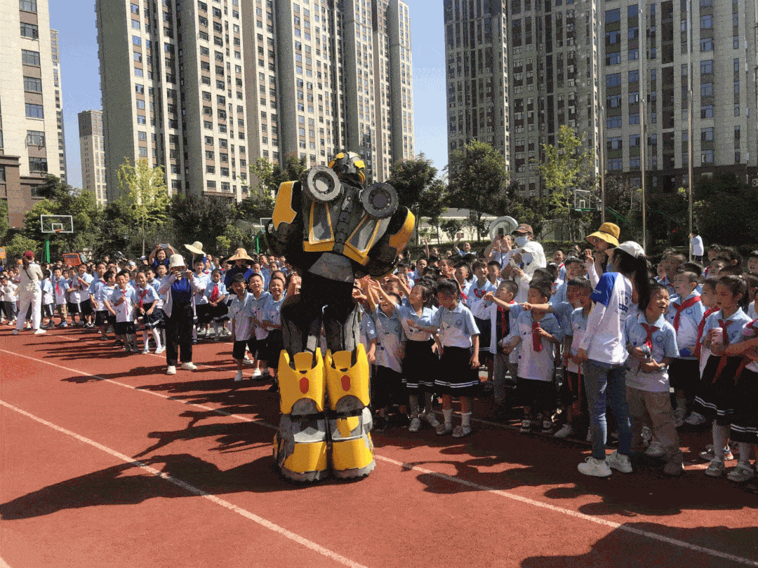 a37d4ec8e27f4eac930e5d9228315091.gif