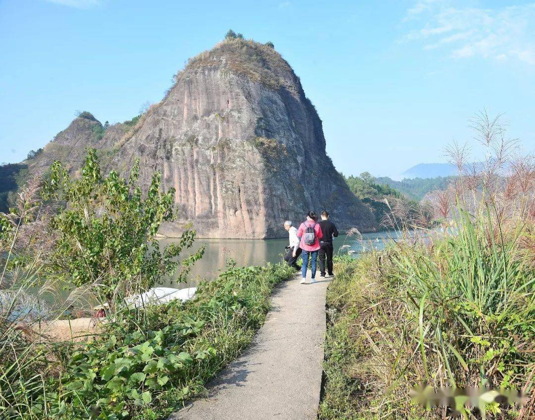 19~21紫鵲界,漵浦穿巖山景區,思蒙3天2晚750(車費,保險,5正2早2住1