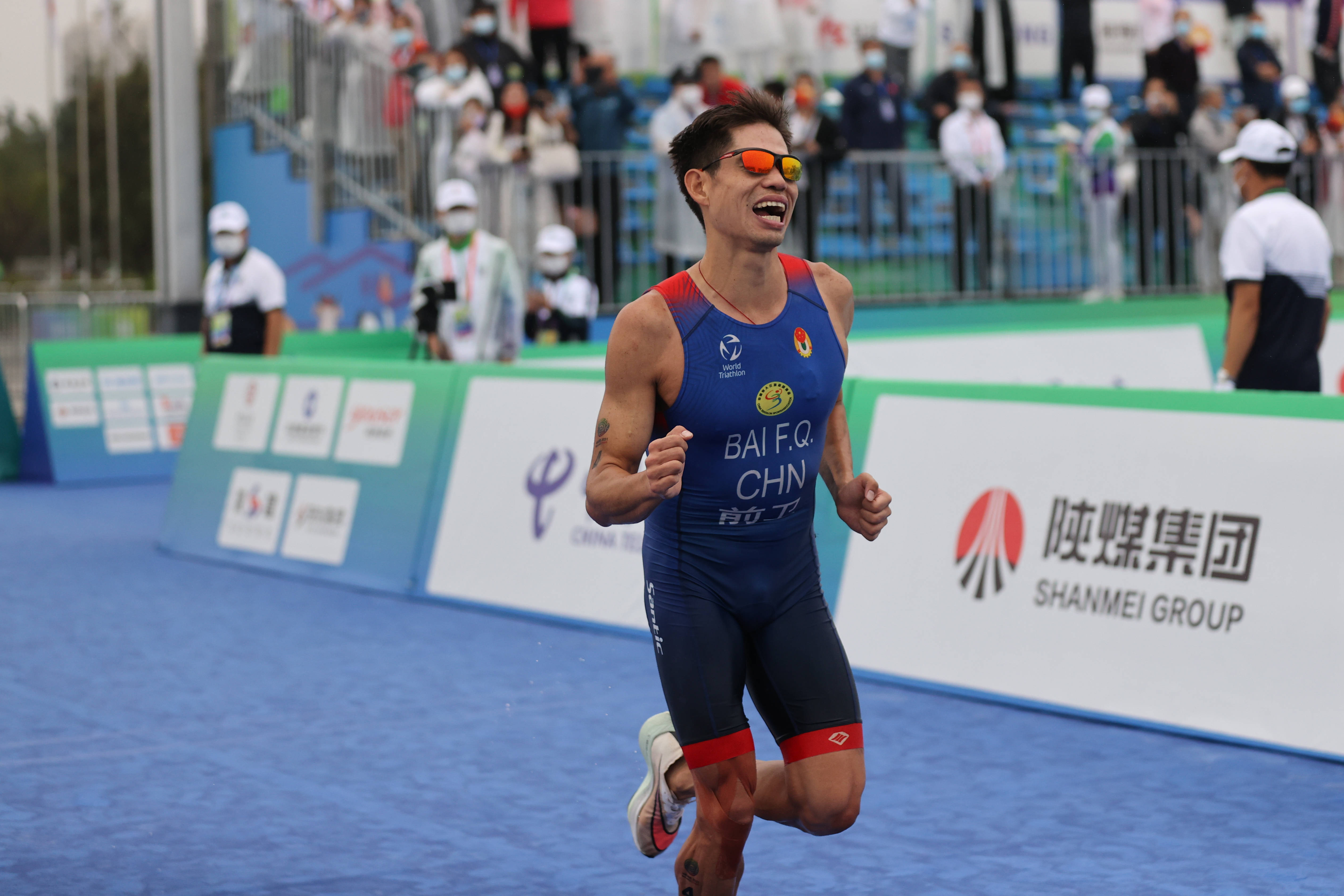 铁人三项——男子个人决赛赛况