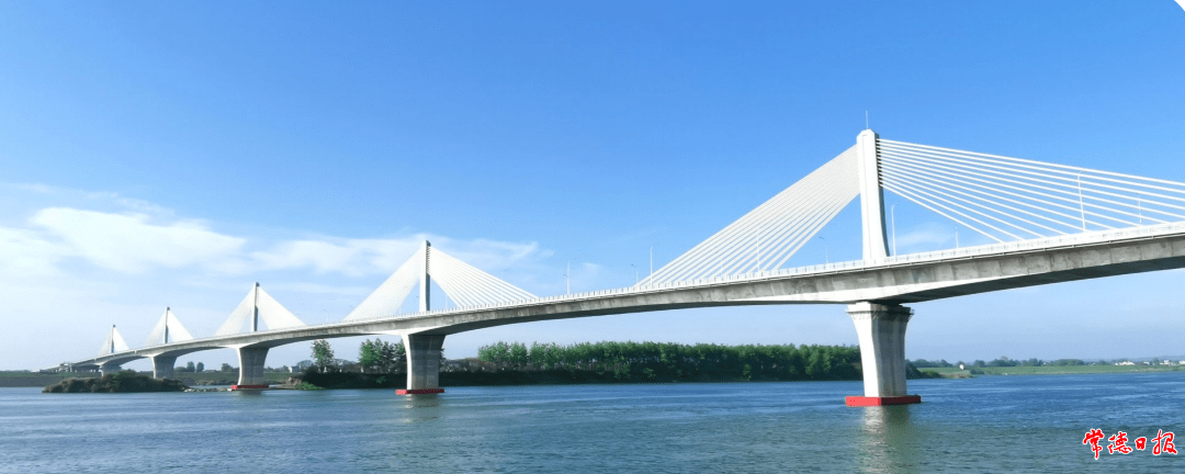 建设新常德】常德日报系列报道③ 丨"一江两岸" 精致生活_沅江