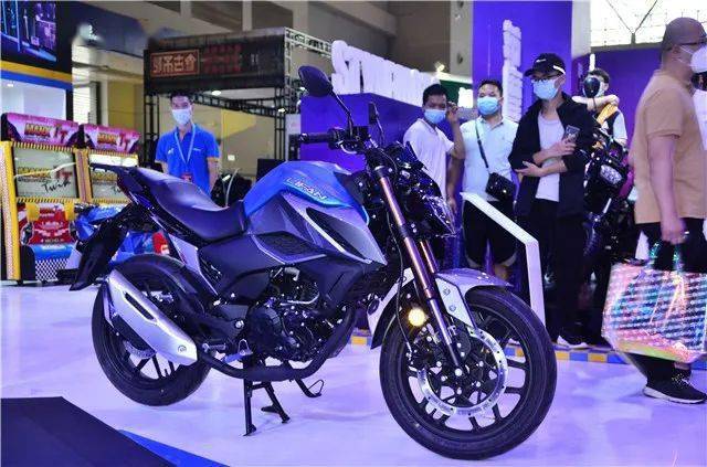 中国摩博会丨力帆400休旅车首发