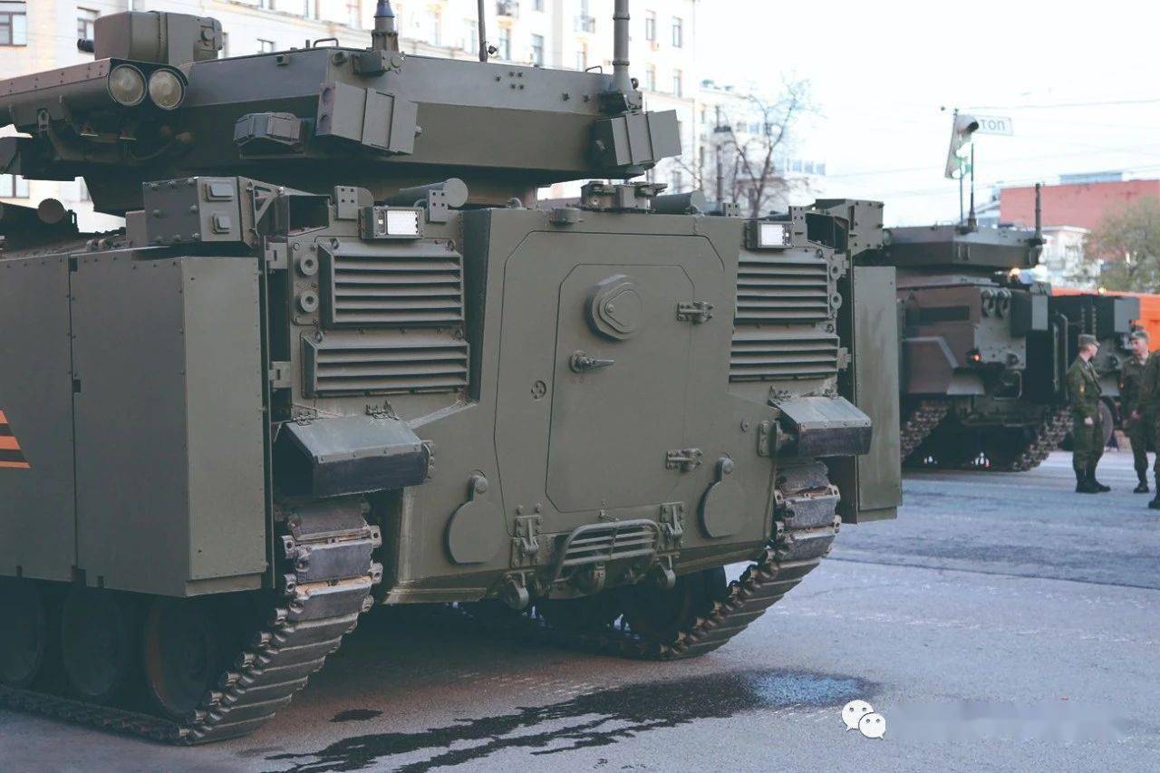俄罗斯库尔干人25履带式装甲平台2