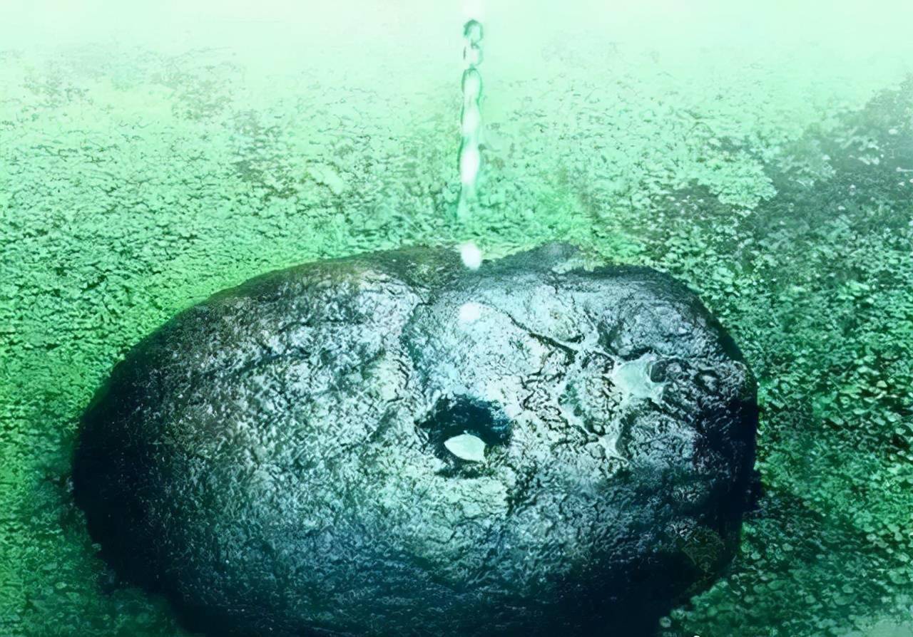 滴水穿石需要两个条件第一是水要不停的滴第二是水要不停的滴在同一个