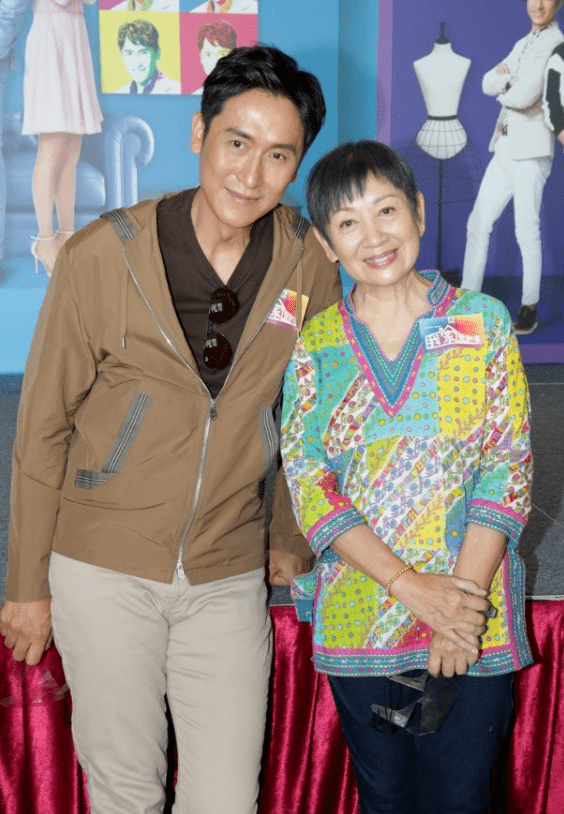 鲍姐|催泪！TVB戏骨第4集就去世！网友心痛：这么快死？