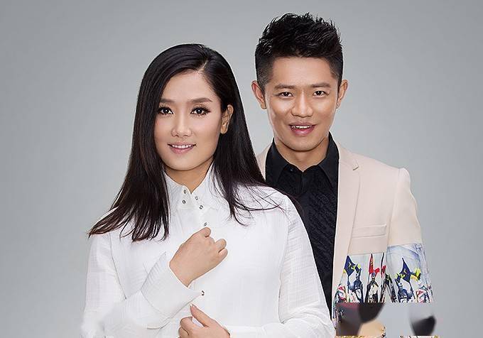 凤凰传奇玲花,不仅自己美丽出色,女儿也美得像童话里的小公主_杨魏玲