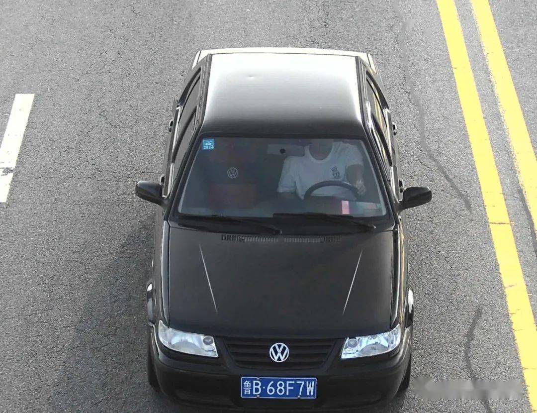 车牌:鲁b68f7w违法内容:驾车不系安全带违法时间:2021年9月10日违法