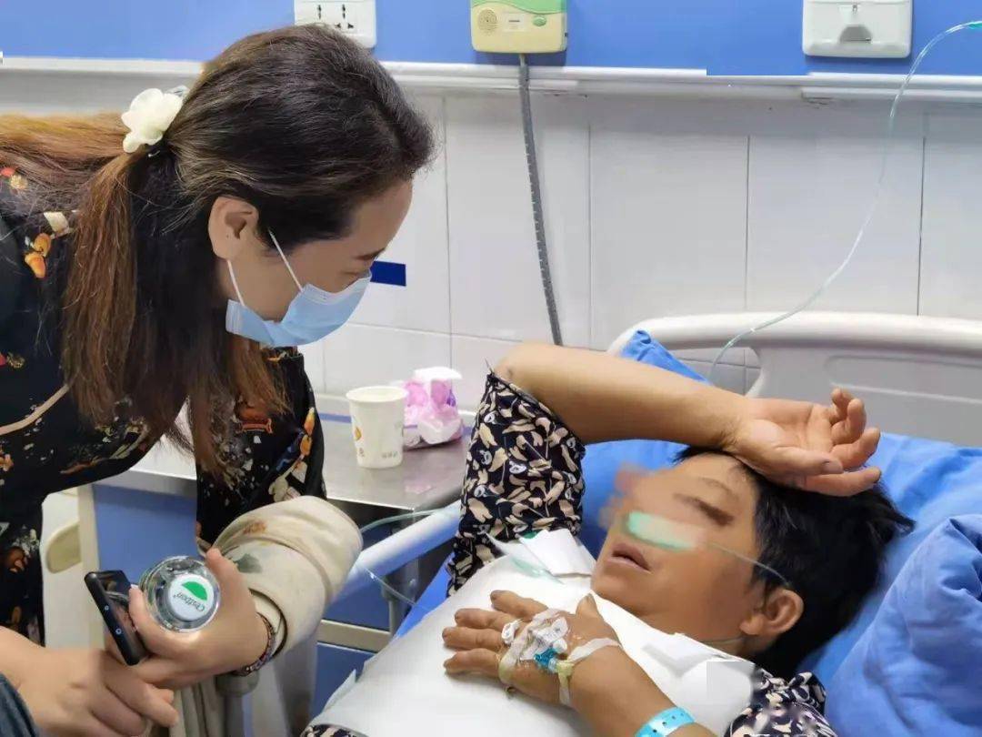 泸县|泸县震后72小时：心理救援