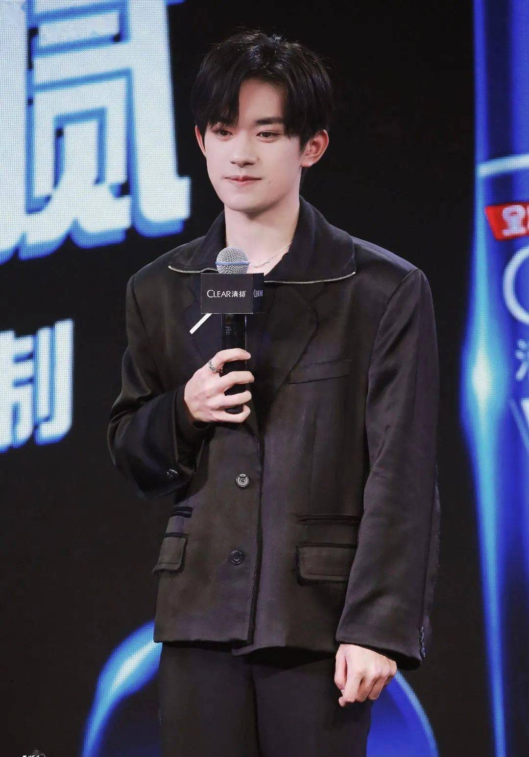 角色|电影《长津湖》首映，易烊千玺成为笑点担当，被观众称为小豹子