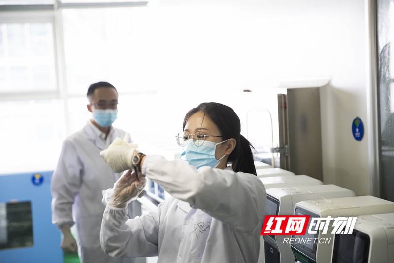 疫情|“高新”开拓者｜谭德勇：我想成为一个分子在生物科学的世界里遨游