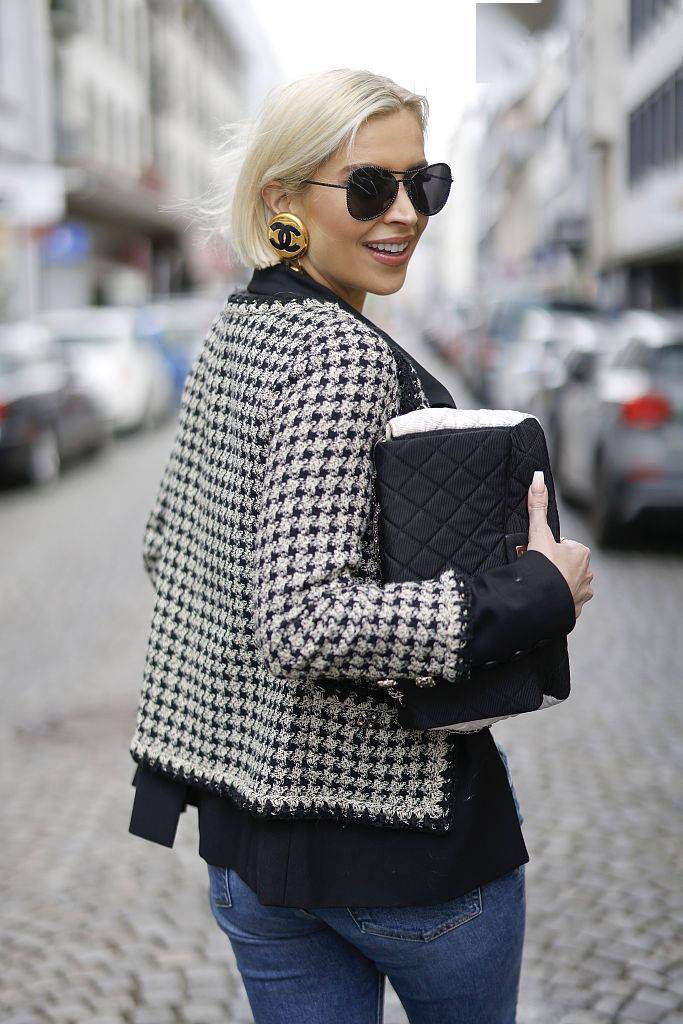 格纹图案中的名媛永不消逝的经典千鸟格