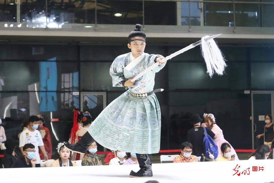 上海【光明图刊】“国风+创意”助力国潮时代