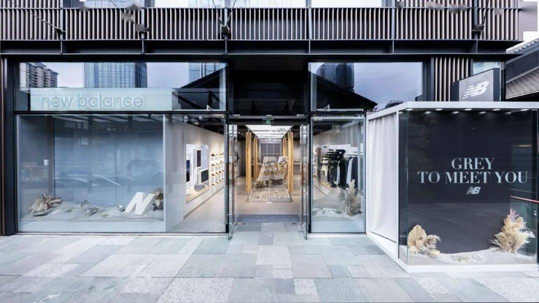 成都 城事｜好耍，成都街头遇上 NB GREY Pop-up 店铺
