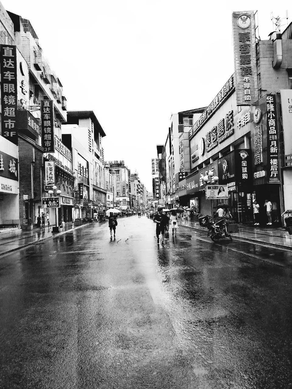 荆门小商品批发市场的活力再现与未来发展