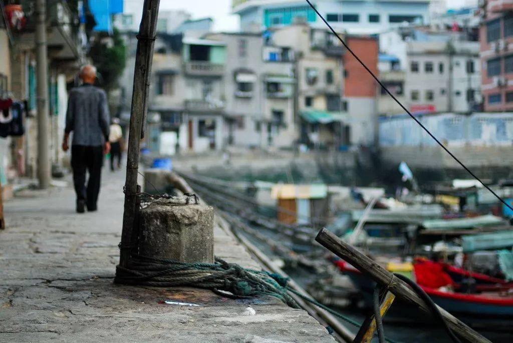 十五年前的沙坡尾和现在一样,人间烟火生活照过